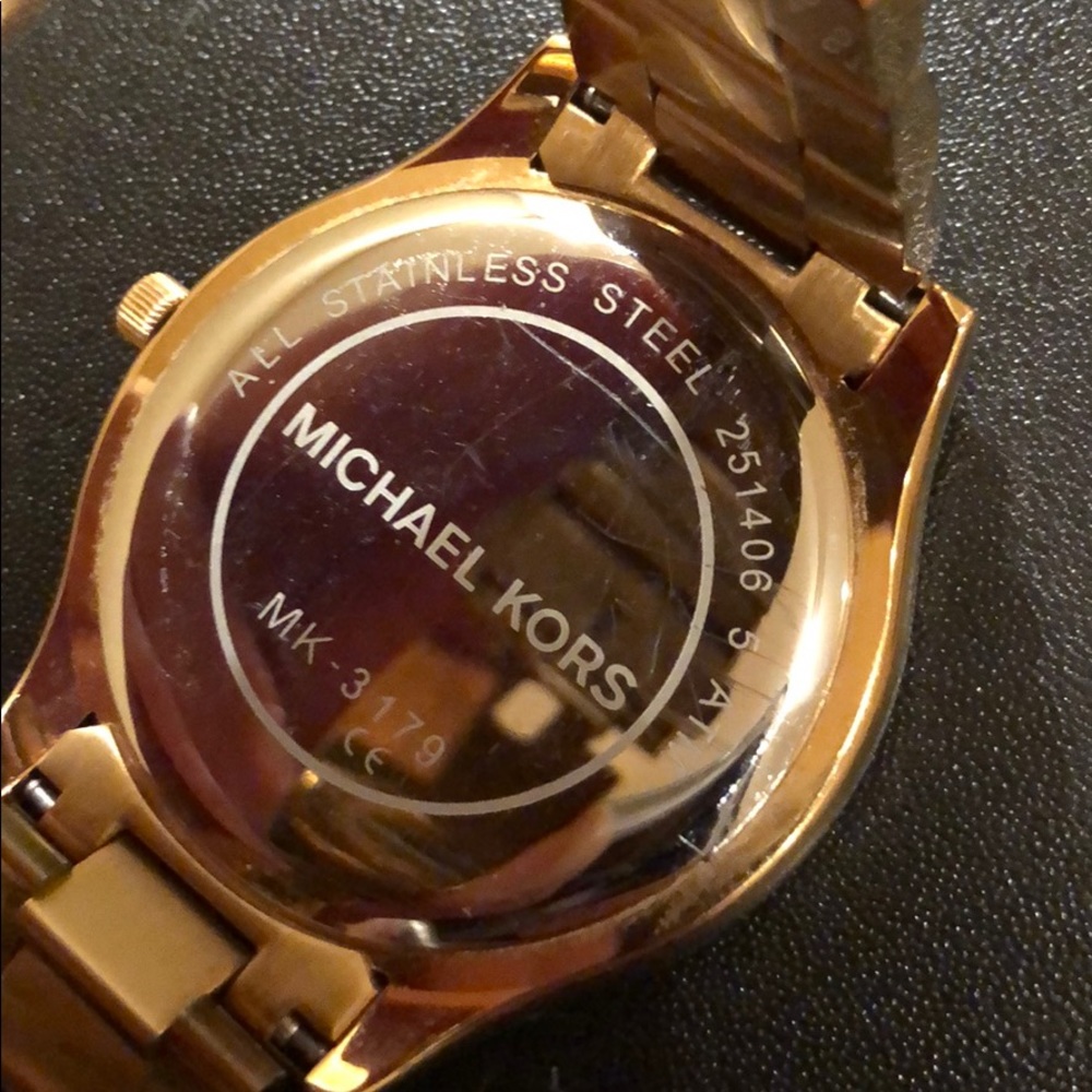 Michael Kors Watch - Picture 7 of 13